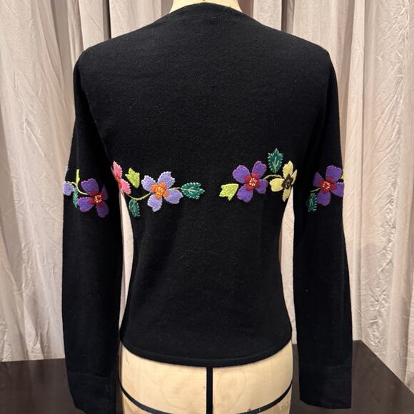 Vintage Unworn 100% Lambswool Hand Appliqué Flowers Sweater M - Picture 4 of 7
